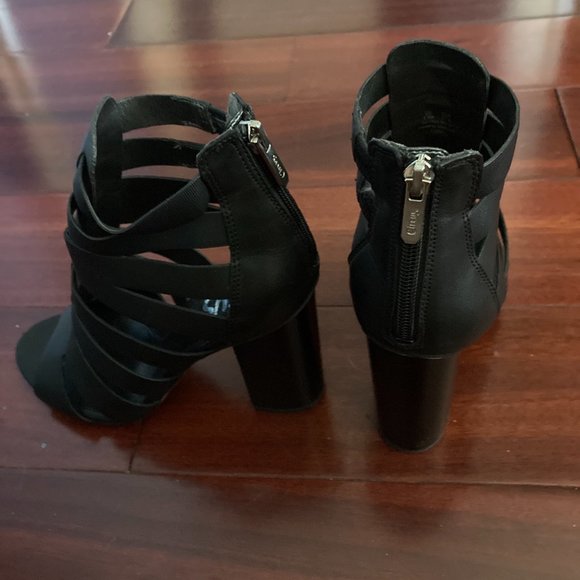 Sam Edelman Circus Black Heels - Picture 2 of 4